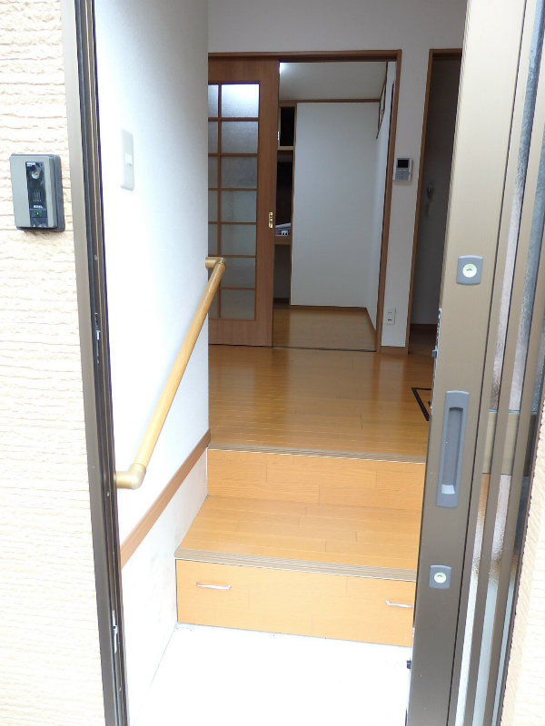 住良荘 ダブルロックの玄関