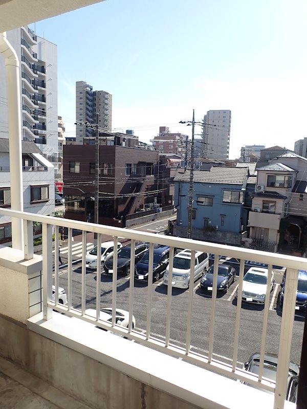 ハイム北綾瀬 最上階の南向きで日当たり良好