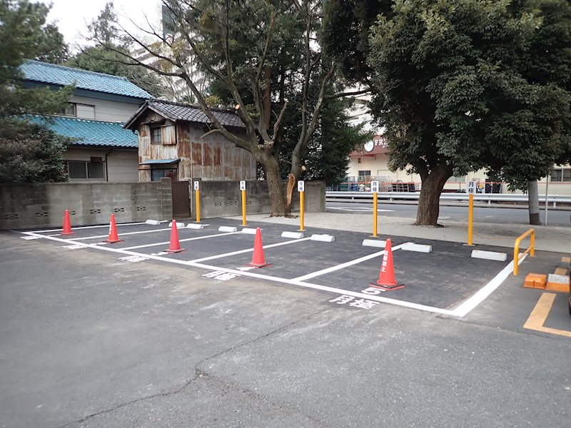 Ｎｏ．１－５の車室。Ｎｏ．１は軽専用です。（写真左奥）